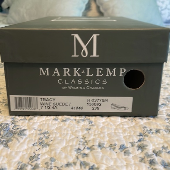 New Mark  Lemp Classics By Walking Cradles dress shoes Wine Suede Size 7 1/2A - Picture 6 of 6